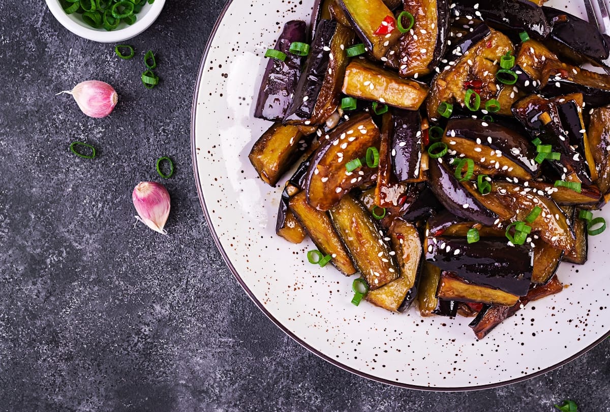 Aubergine marineren