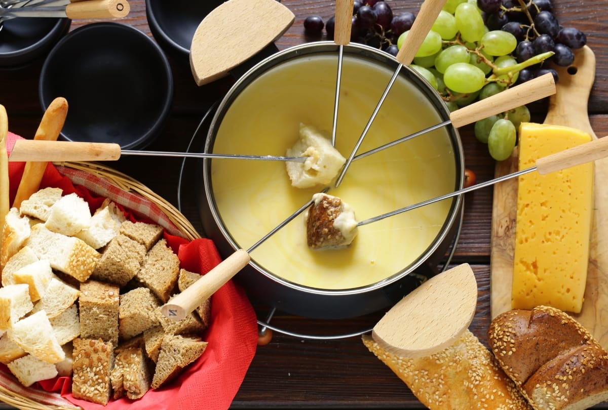 Wat zijn typisch Zwitserse gerechten?