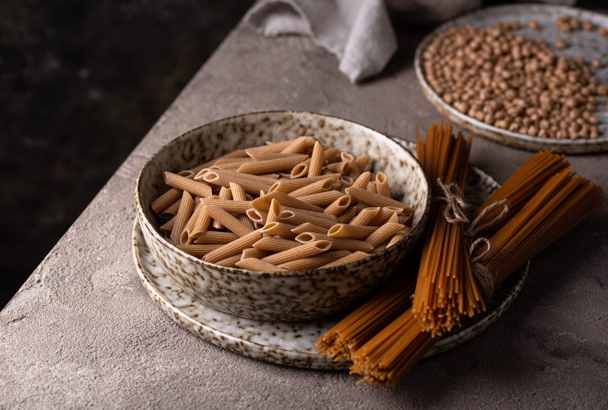 Harde tarwepasta vs volkorenpasta, wat past beter bij jouw maaltijd?