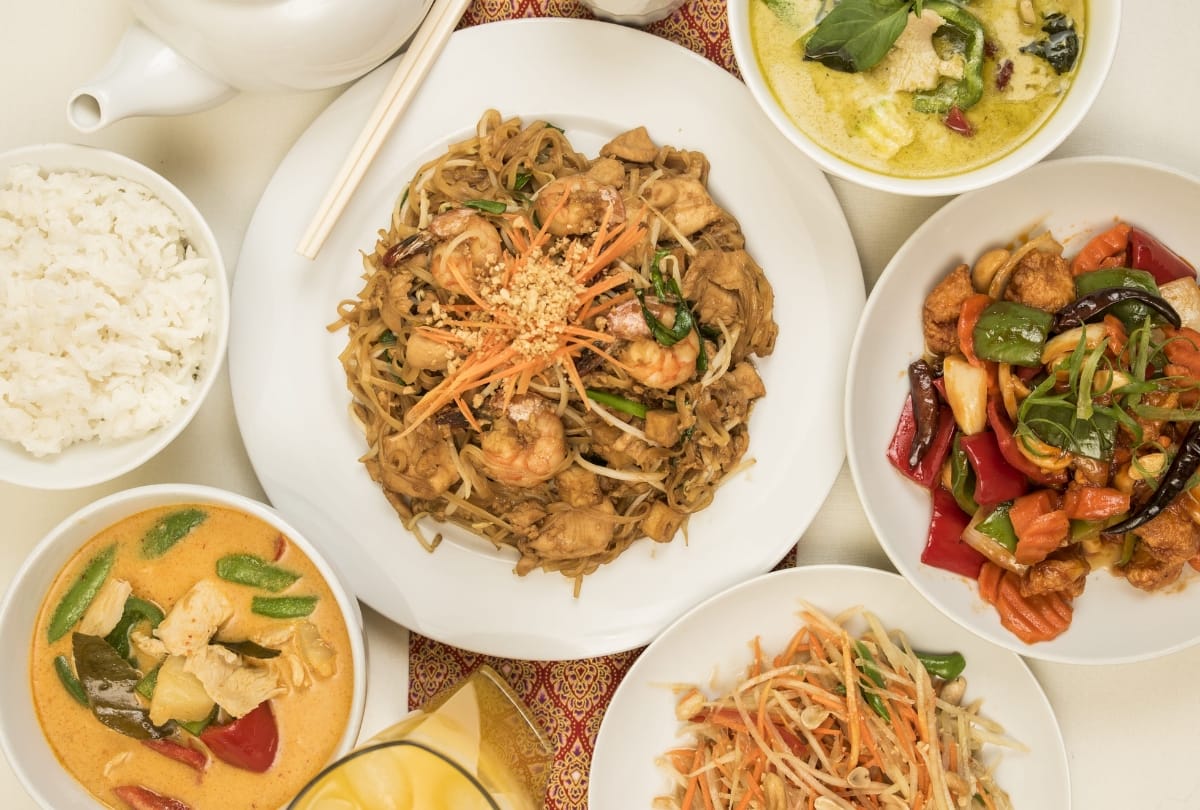 Wat zijn typisch Thaise gerechten?