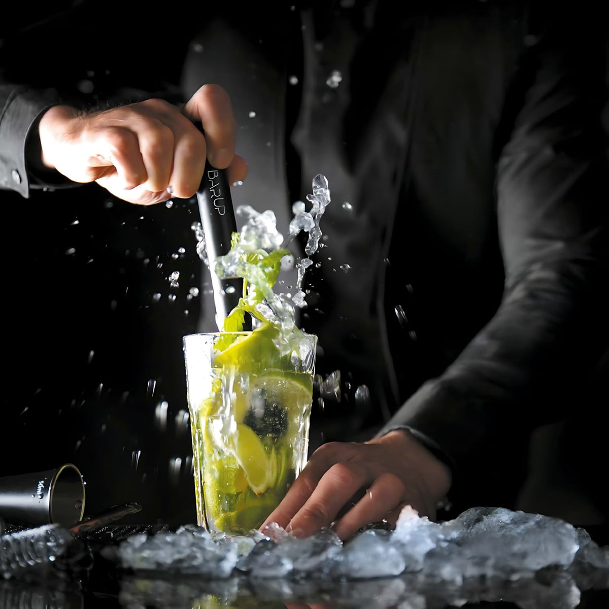 Stap 3: Schenk in het glas