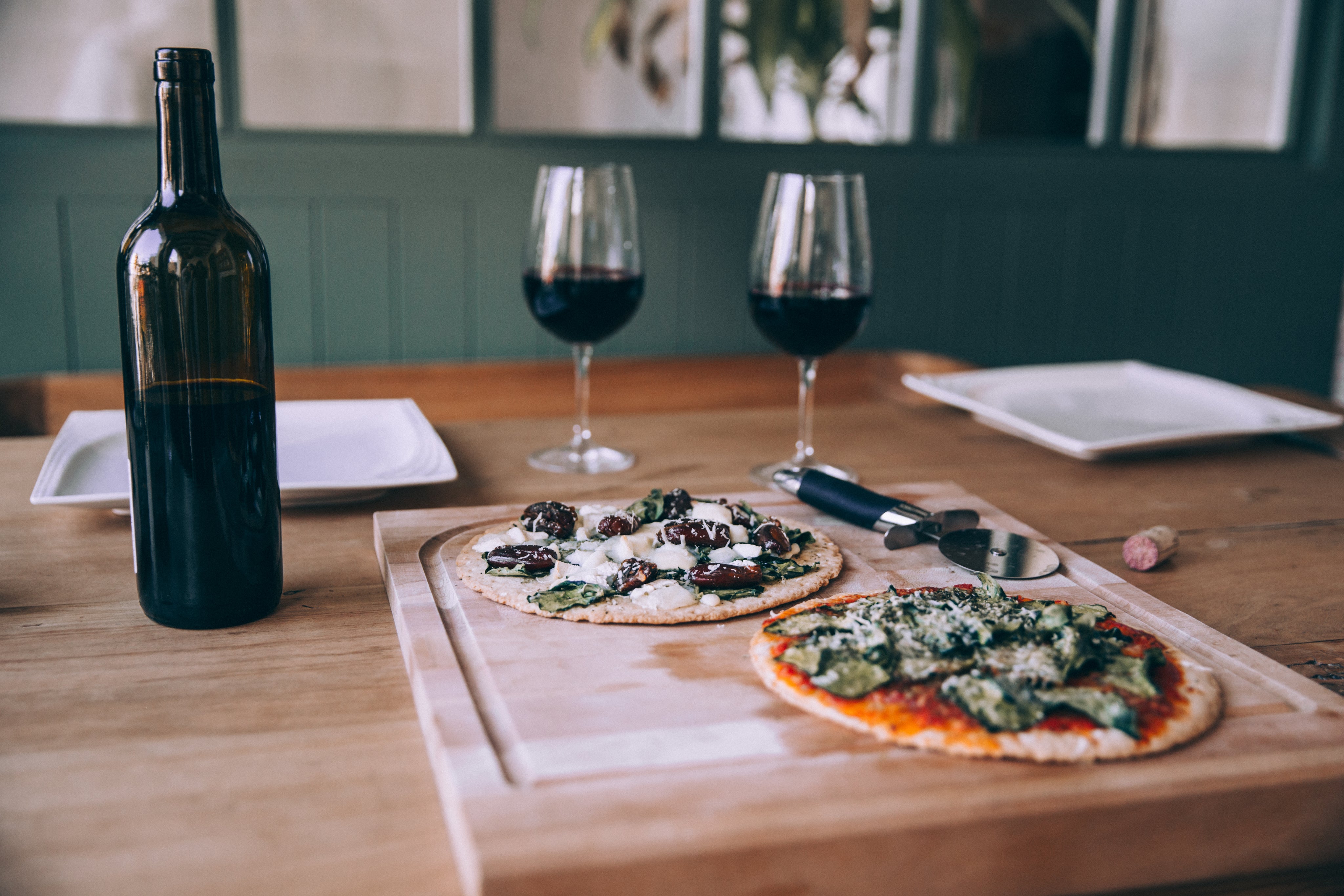 pizza-and-wine-dinner